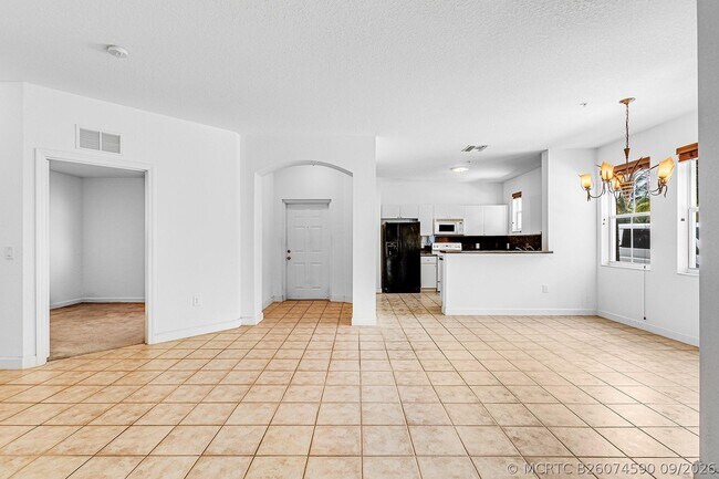 Building Photo - 1106 Shoma Dr