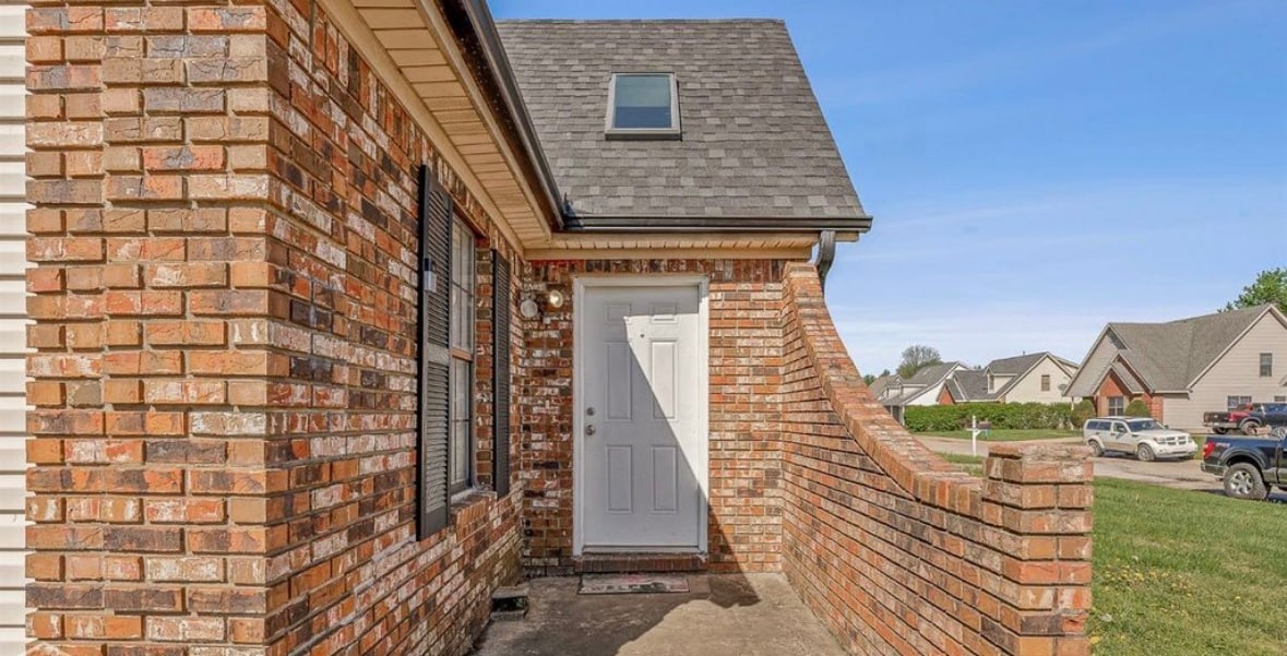 Building Photo - 4517 Jamaica Pl