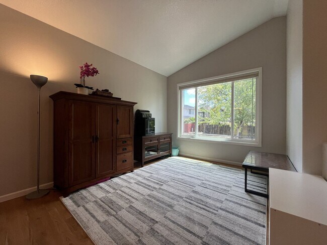 Building Photo - Spacious 3-Bedroom Home with Two Living Areas, Private Balcony, Fireplace & Attached 2-Car Garage