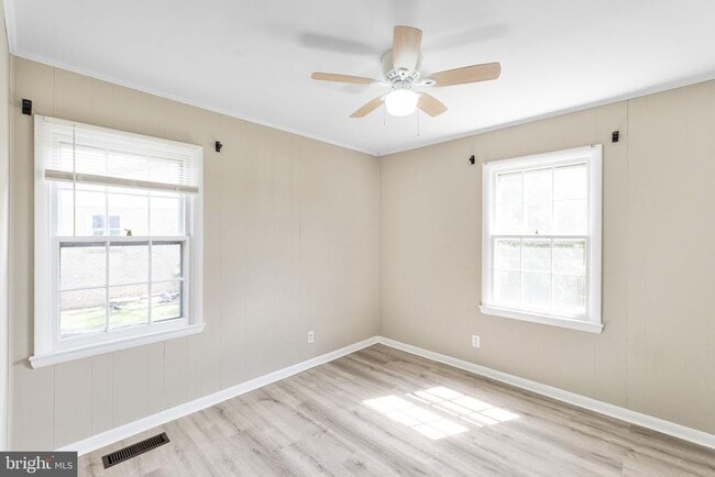 Building Photo - 1317 Cedarwood Dr