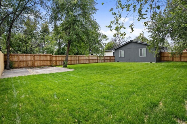 Building Photo - $2,500 - 3 Bed / 2 Bath Brand New Construc...
