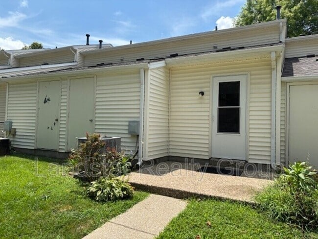 Building Photo - 4927 Villa Fair Rd