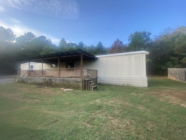 Building Photo - 20792 Old Hwy 59