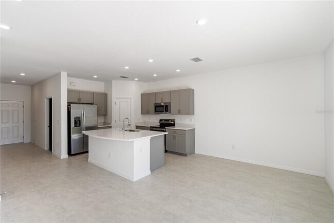 Building Photo - 15117 Cuzcorro Ct