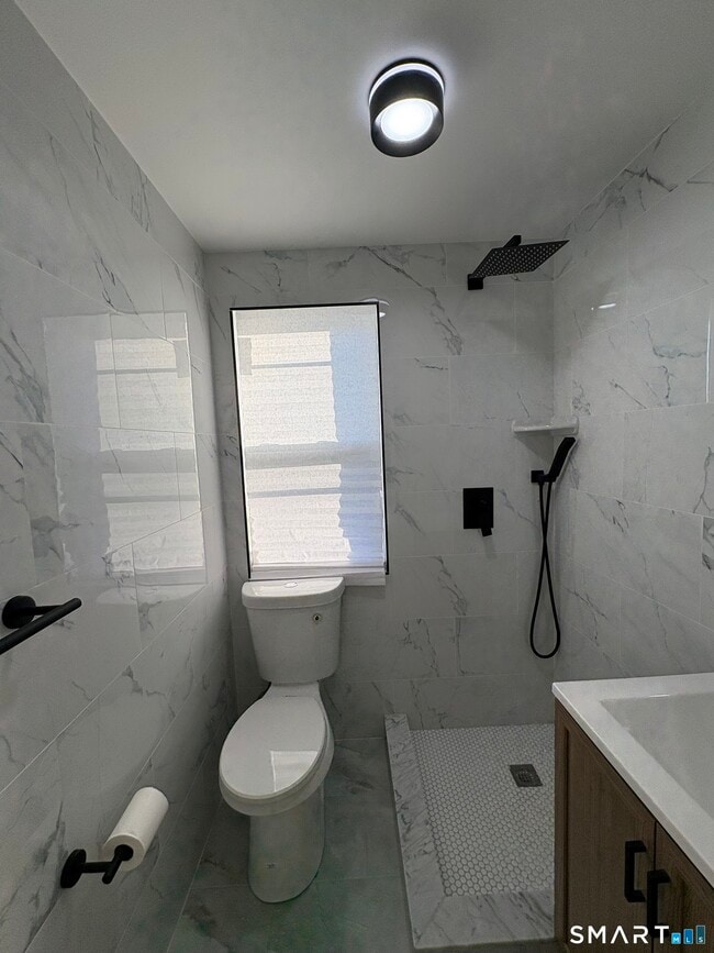 Building Photo - 172 Swanson Ave