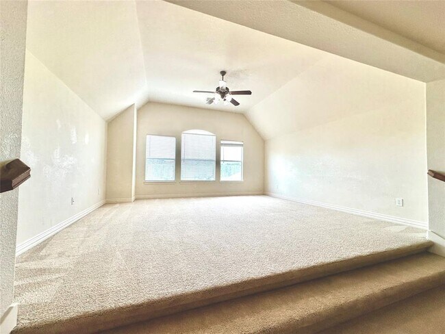 Building Photo - 26223 Longmont Park Ln