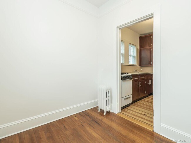 Building Photo - 70 Central Ave