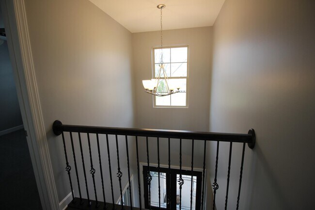 Building Photo - 8299 Tapoco Ln