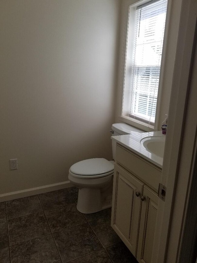 Building Photo - 28 Holler Rd