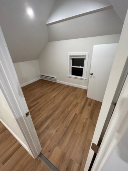 Building Photo - 13 Winter St