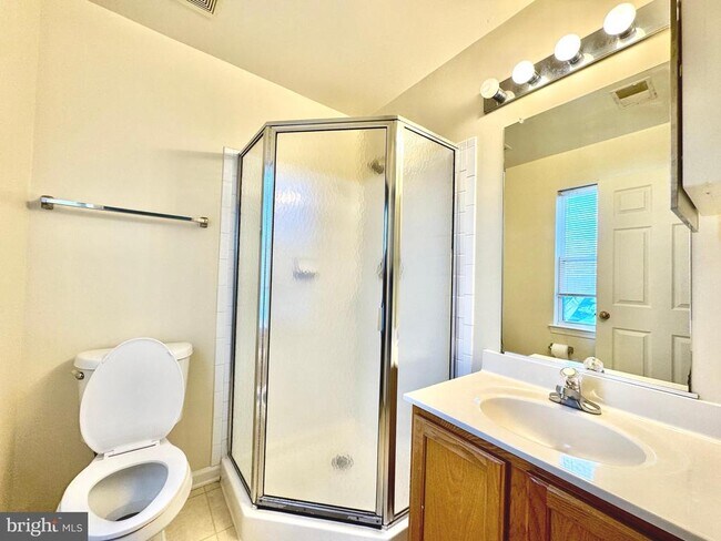 Building Photo - 22006 Stone Pier Ln