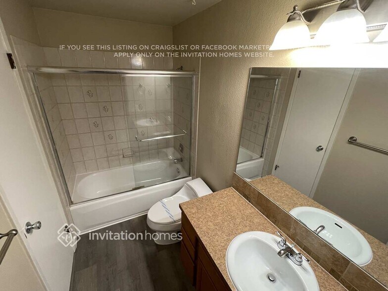 Building Photo - 6123 99th St NE