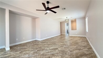 Building Photo - 2354 Amana Dr