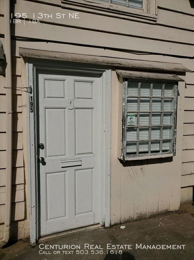 Building Photo - 195 13th St NE