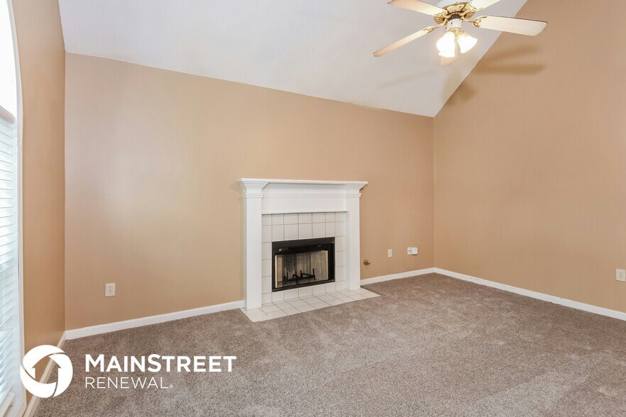 Building Photo - 3385 Slate Dr