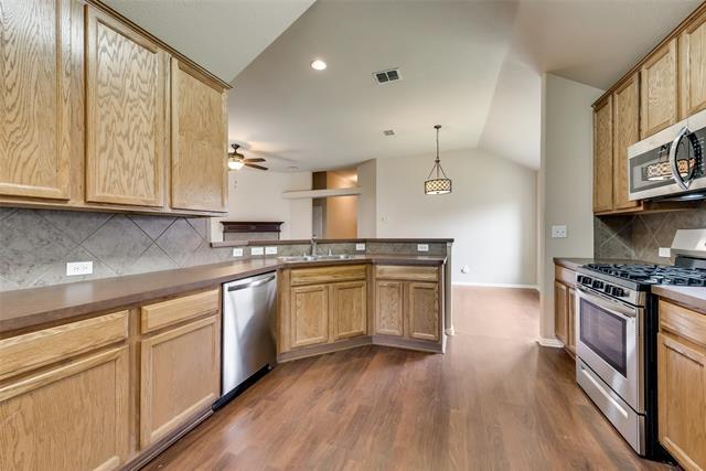 Building Photo - 2509 Persimmon Dr