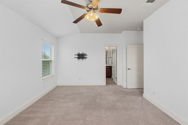 Building Photo - 2605 Witsome Loop