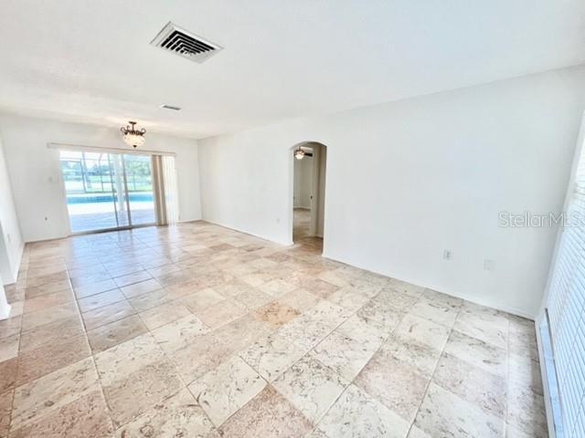 Building Photo - 9611 Towanda Ln