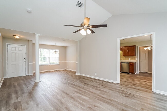Building Photo - 1205 Hartfield Ct