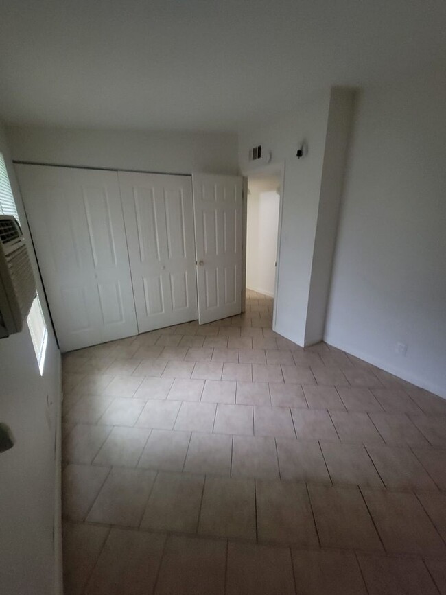 Building Photo - Move-in Ready! 3 Bed 1 Bath Rental Home Tulsa