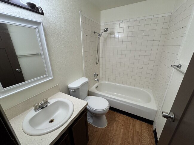 Building Photo - **One Portable AC-Unit included** 2-bedroom / 1-bath, Near Transportation