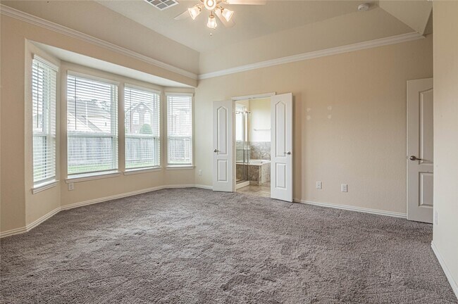 Building Photo - 21263 Lucknow Ln