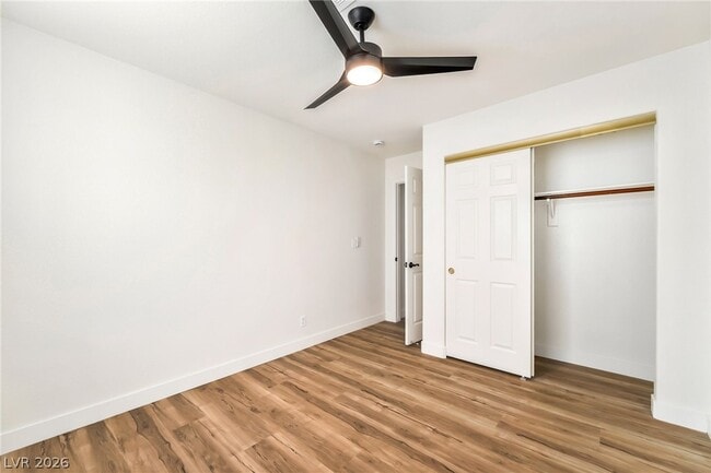 Building Photo - 17 Sandwedge Dr