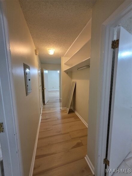 Building Photo - 4254 Lawnwood Dr