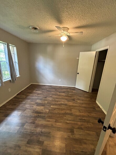Bedroom 3 - 8612 S 31st Ter
