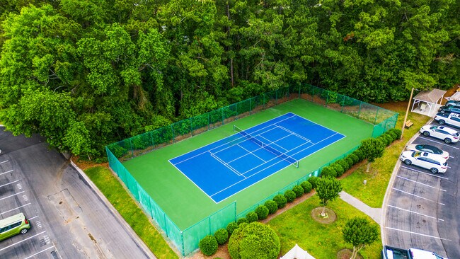 Building Photo - 6307 Sweetwater Blvd