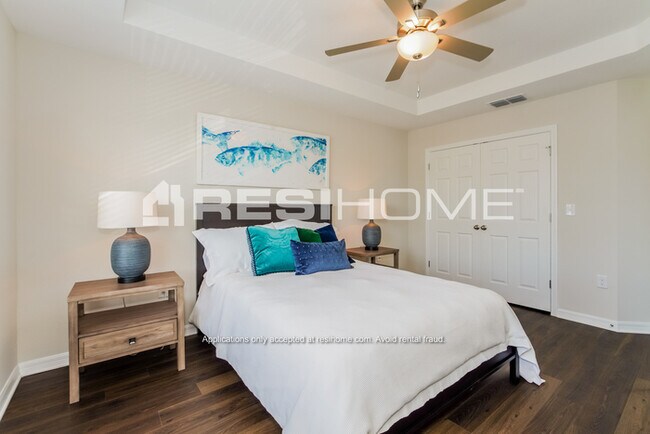 Building Photo - 8148 Arrow Wood Lp