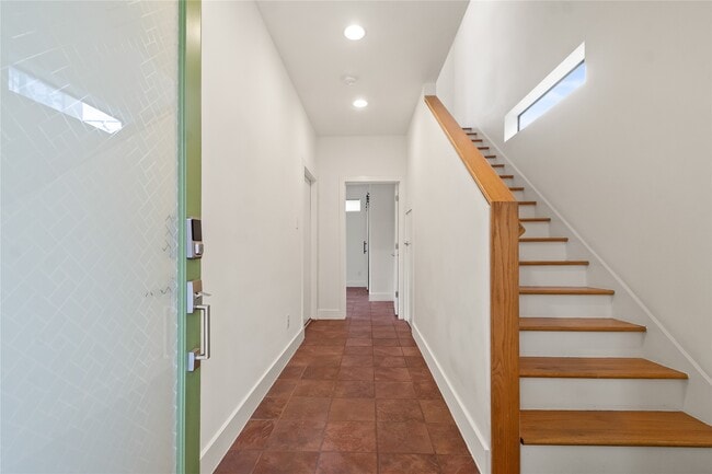 Building Photo - 4501 Eigel St