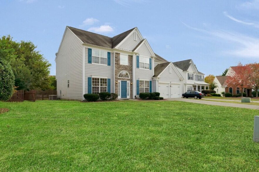 Building Photo - 10614 Moberly Ct
