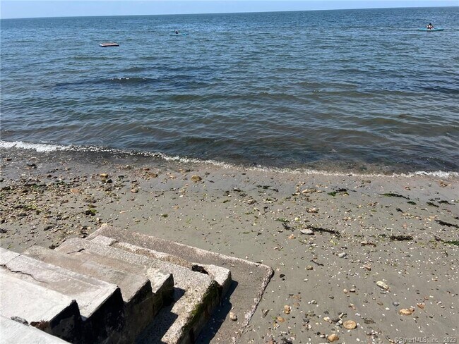 Building Photo - 145 Plum Bank Rd