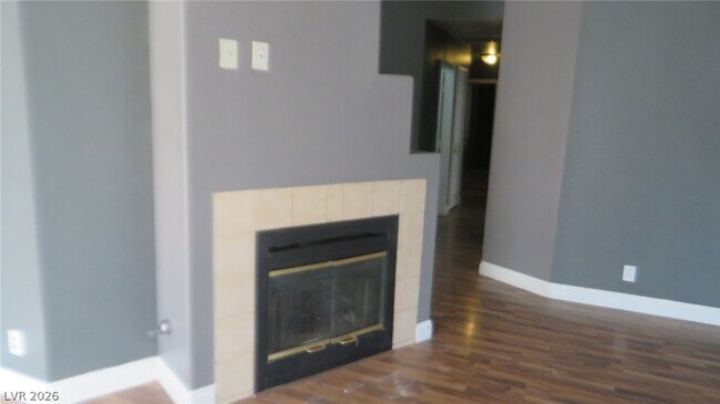 Building Photo - 5608 Crimson Ridge Dr