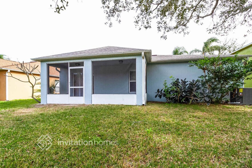 Building Photo - 3913 Upmann Dr