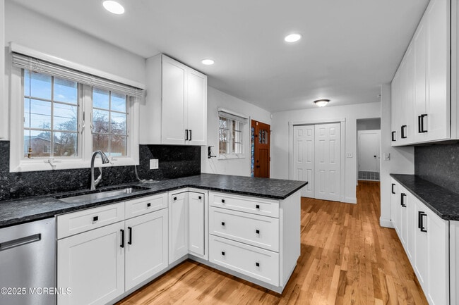 Building Photo - 59 Winchester Dr