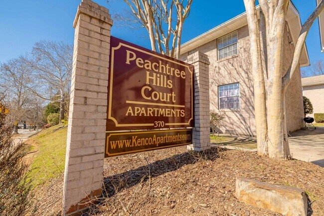 Building Photo - Peachtree Hills Court, 2-bedroom Atlanta a...