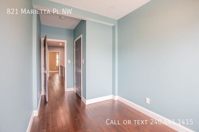 Building Photo - 821 Marietta Pl NW