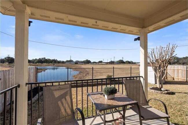 Building Photo - 255 Drystone Trail