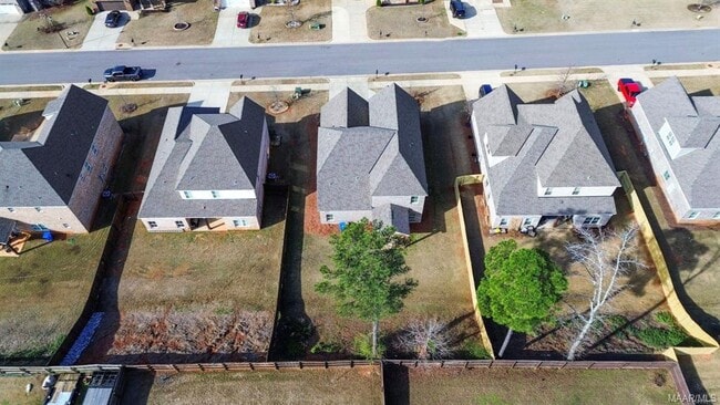 Building Photo - 522 Jeffrey Dr