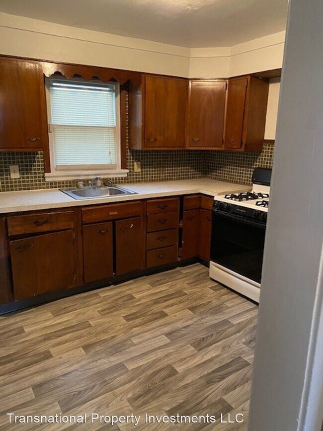 Building Photo - 3 br, 1.5 bath House - 8602 Jeffries Avenue