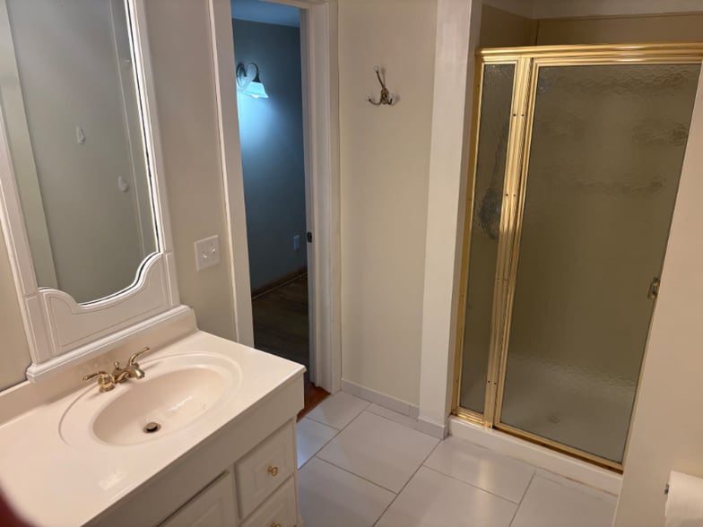 Building Photo - 36407 Fir Dr