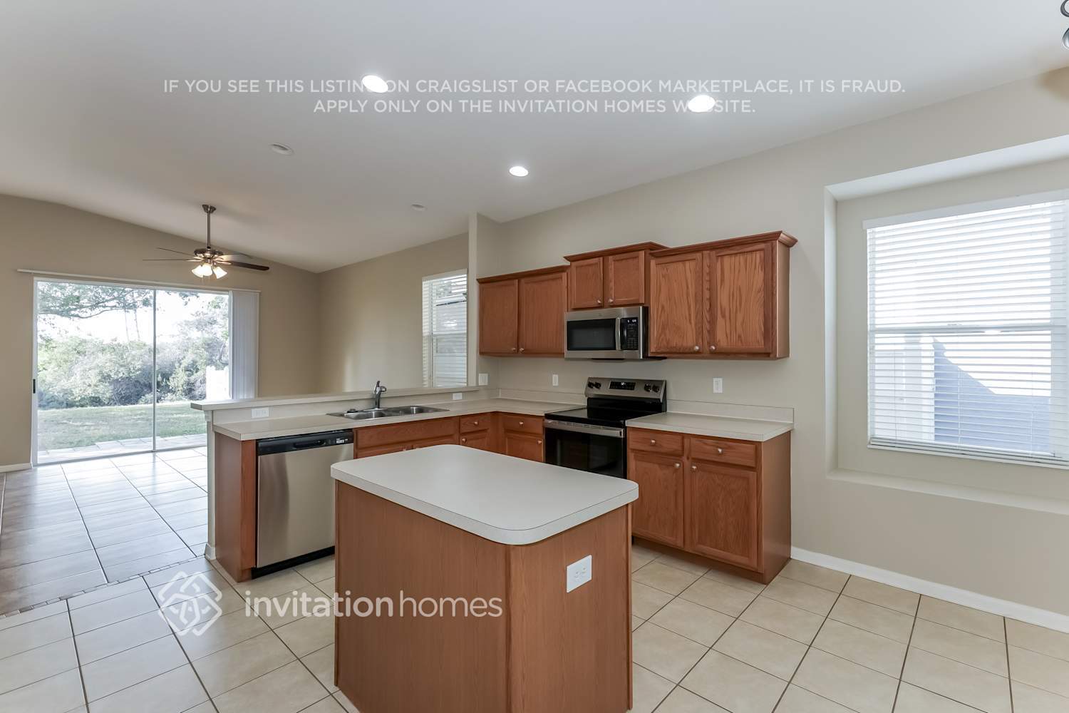 Building Photo - 8716 Sandy Plains Dr