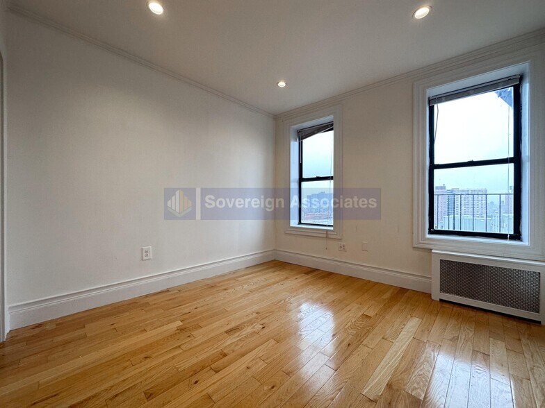 Building Photo - 53 Hamilton Terrace