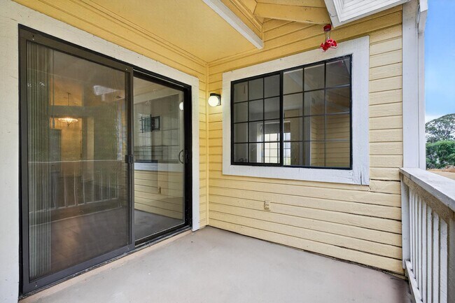 Building Photo - 1202 Devonwood
