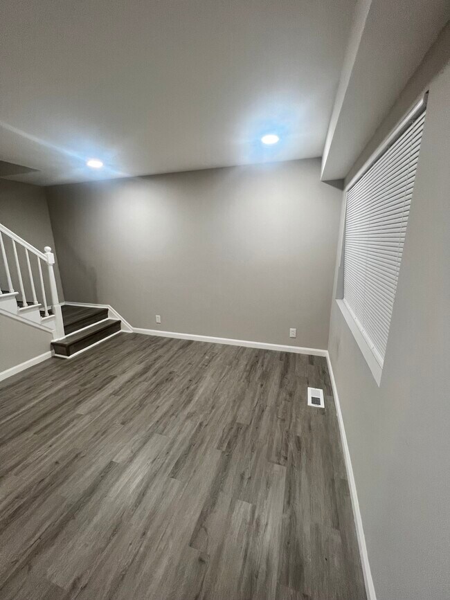 Building Photo - 3518 Glentown Ln