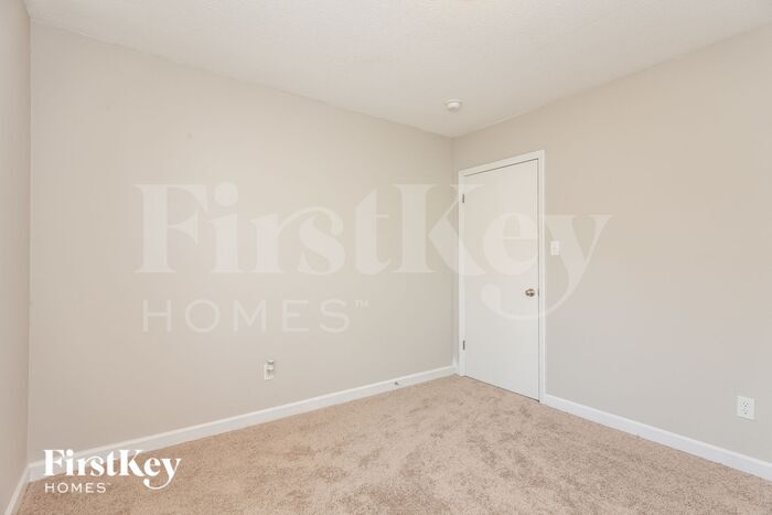 Building Photo - 3625 Somerset Dr