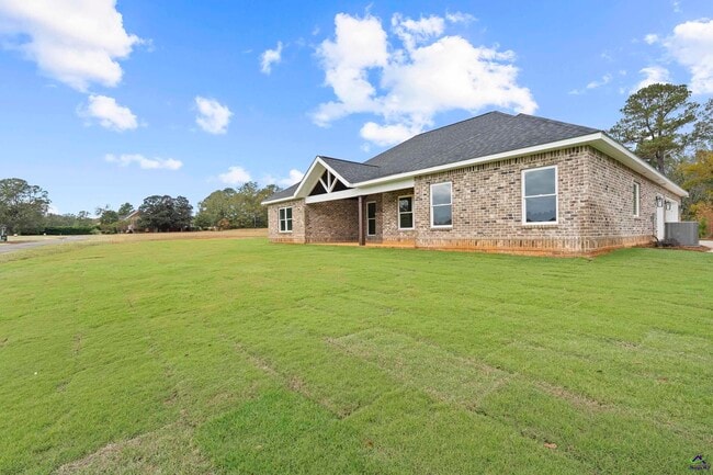 Building Photo - 168 Camden Way