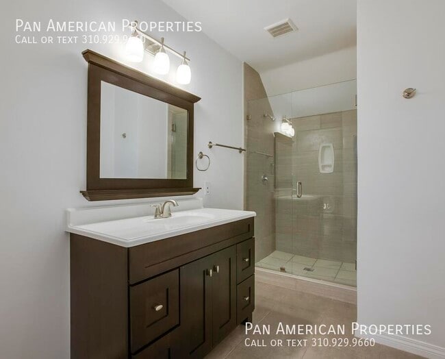 Building Photo - 2767 W 8th St